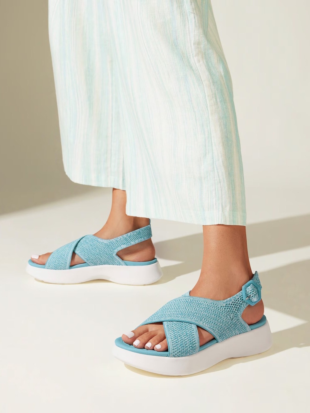 VIVAIA Kara Buckle Slingback Cross Woven Walker Sandal Blue Women 38EU (7-7.5US)